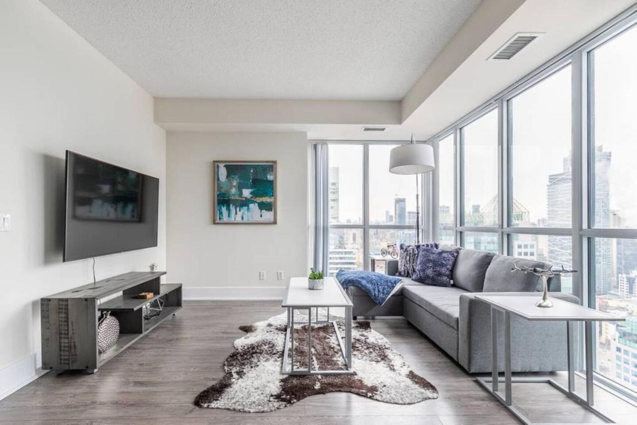 Stunning Views Of Downtown - Luxury High Rise With King Bed! Villa Toronto Luaran gambar