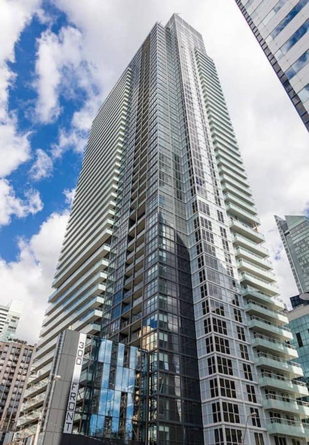 Stunning Views Of Downtown - Luxury High Rise With King Bed! Villa Toronto Luaran gambar