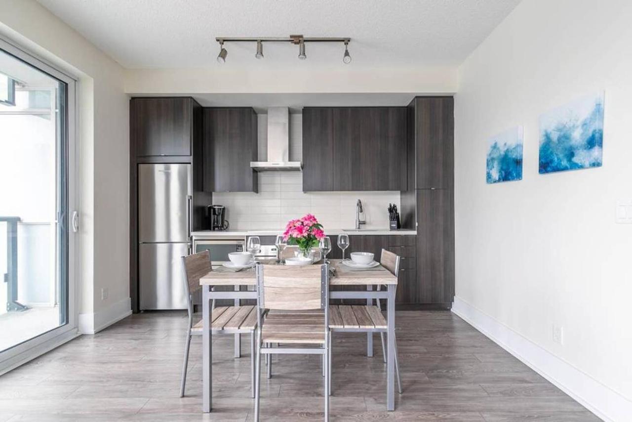 Stunning Views Of Downtown - Luxury High Rise With King Bed! Villa Toronto Luaran gambar