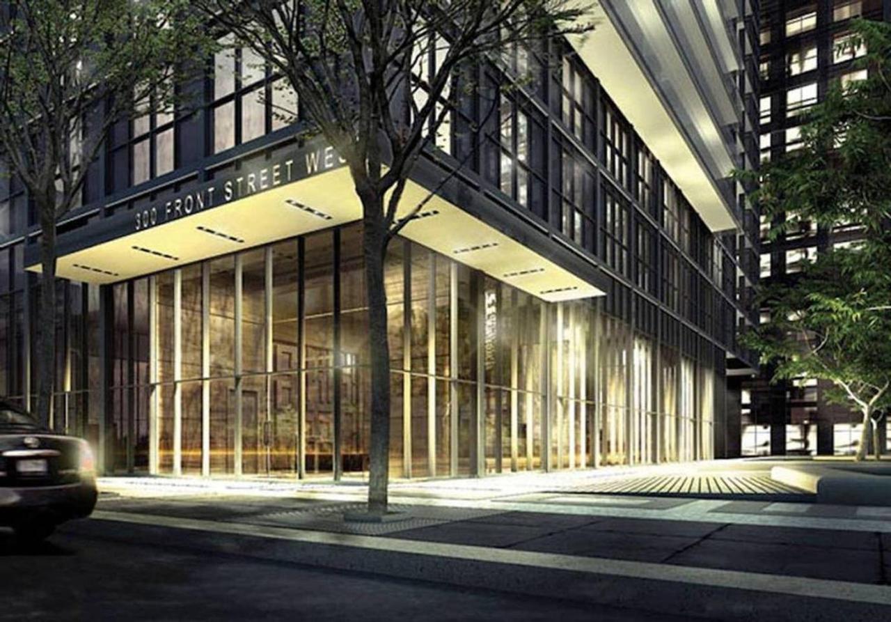Stunning Views Of Downtown - Luxury High Rise With King Bed! Villa Toronto Luaran gambar